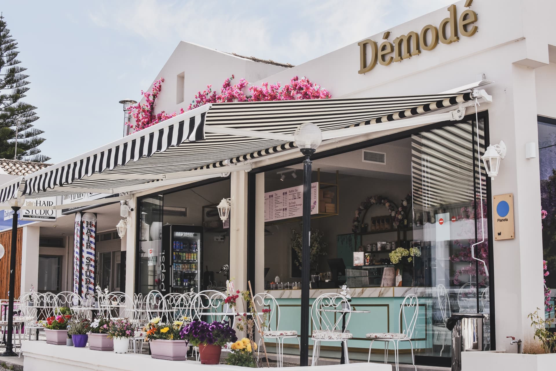 Demode Cafe